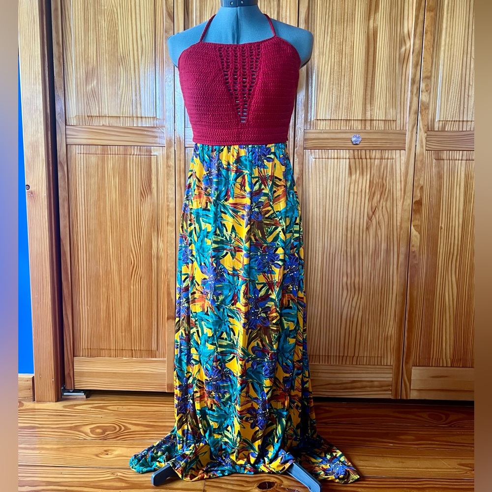 mark. Red Crochet Multicolor Floral Maxi Dress Size Medium BNNT